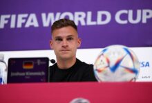 Deutschlands Mittelfeldspieler Joshua Kimmich bei einer Pressekonferenz am Vorabend des Spiels der Gruppe E des Fußball-Weltmeisterschaftsturniers Katar 2022 zwischen Deutschland und Japan. (Foto von Ina Fassbender / AFP)