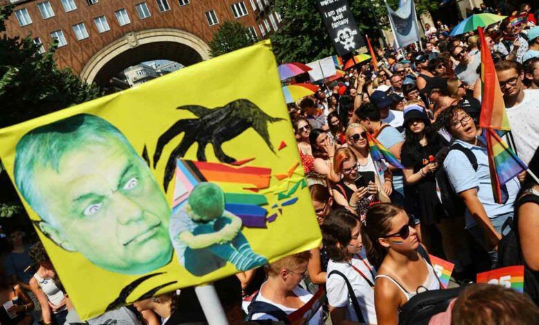 Zahlreiche Teilnehmer bei der Pride Parade 2021 in Budapest. (Foto: Ferenc Isza/AFP)